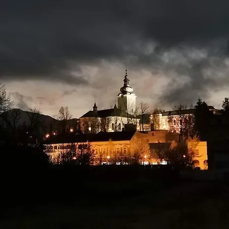 Drevenica Harmony 度假居 鲁容贝罗克